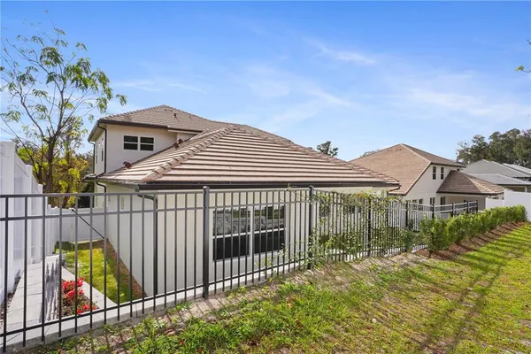 $899,900 | 523 Sanctuary Golf Place, Apopka, FL 32712