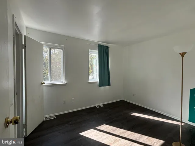 $1,900 | 2404 Bayberry Court, Mays Landing, NJ 08330