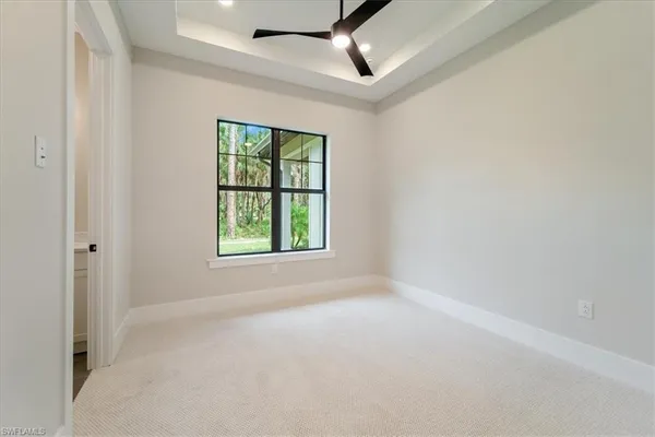 $2,395,000 | 699 1st Street Northwest, Naples, FL 34120