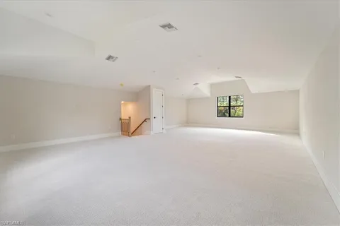 $2,395,000 | 699 1st Street Northwest, Naples, FL 34120