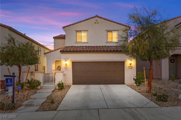 $479,900 | 7019 Feather Hl Street, North Las Vegas, NV 89086