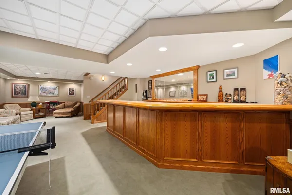 $589,900 | 5401 West Stonebridge Court, Peoria, IL 61615