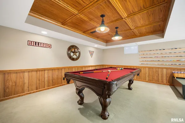 $589,900 | 5401 West Stonebridge Court, Peoria, IL 61615