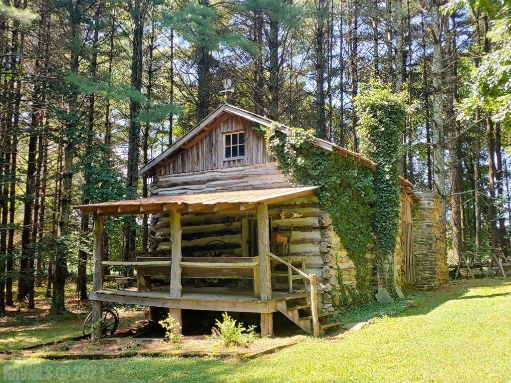 0 Long Mountain Road Southwest Dugspur, VA 24325 - Photo 5 of 20 Gallery Image 5