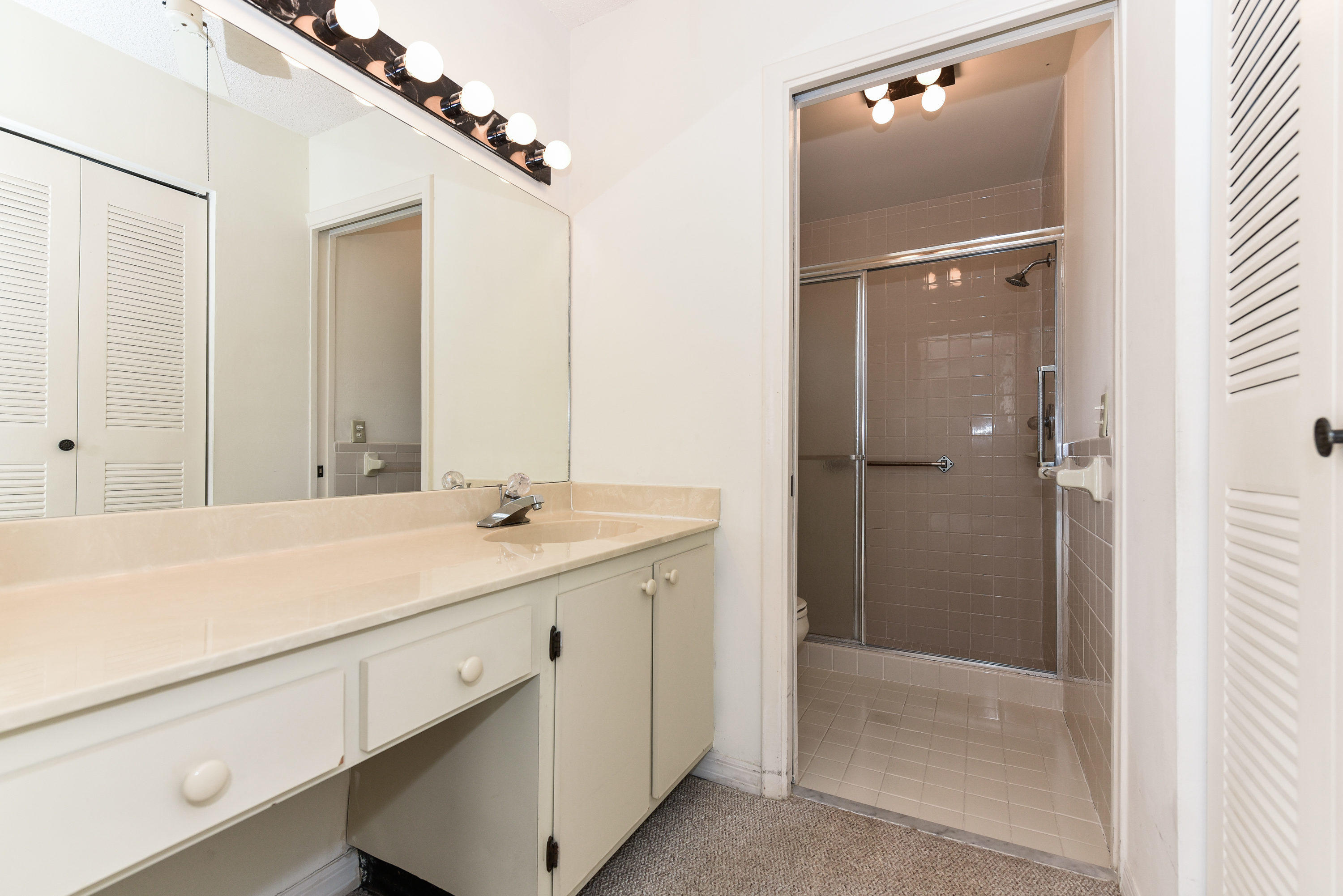9087 Southwest 22nd Street, Unit C Boca Raton, FL 33428 - Photo 18 of 33 9087 SW 22nd St Boca Raton FL-print-024-