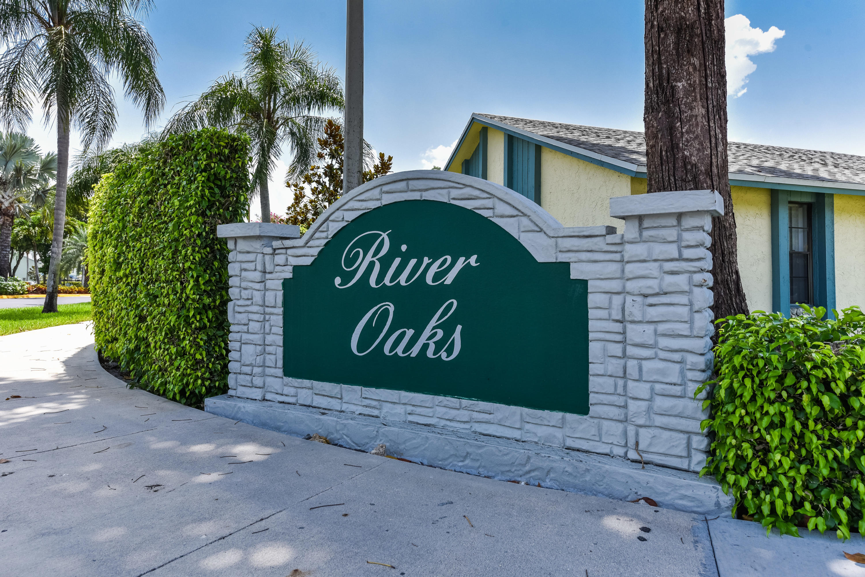 9087 Southwest 22nd Street, Unit C Boca Raton, FL 33428 - Photo 30 of 33 9094 SW 21st Ct D Boca Raton-print-041-0