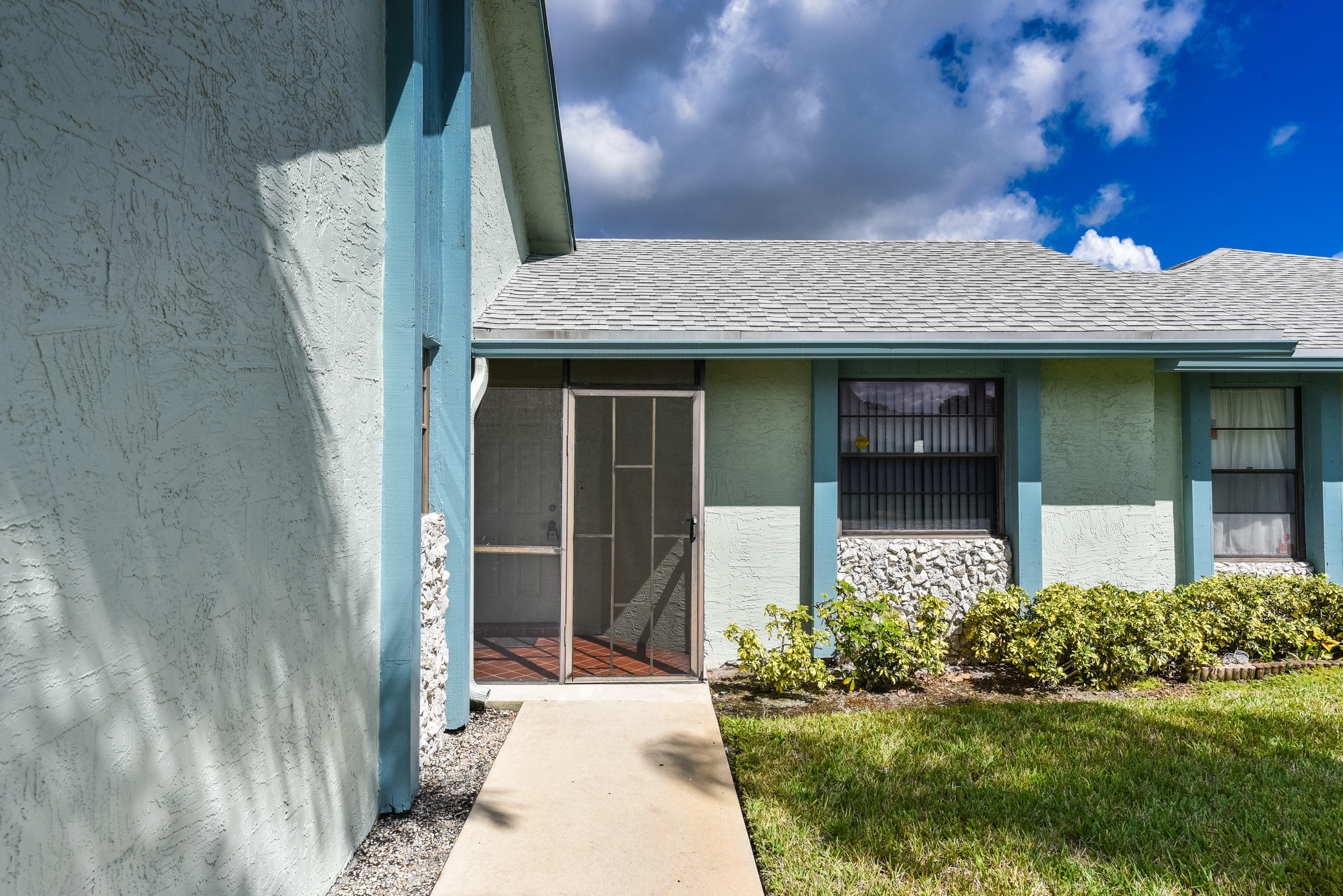 9087 Southwest 22nd Street, Unit C Boca Raton, FL 33428 - Photo 3 of 33 9087 SW 22nd St Boca Raton FL-print-003-