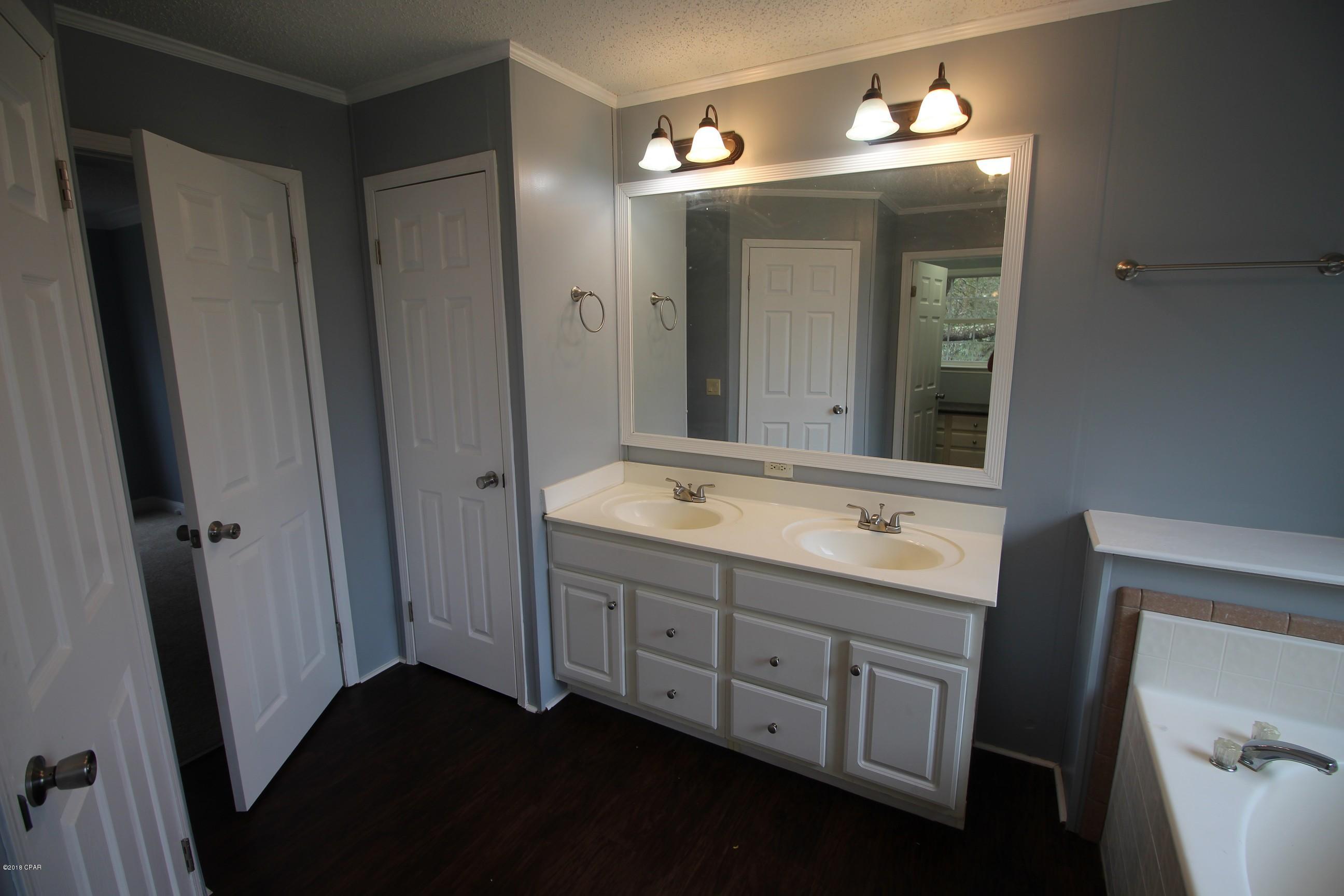 12512 Perkins Road Southport, FL 32409 - Photo 14 of 30 Gallery Image 14