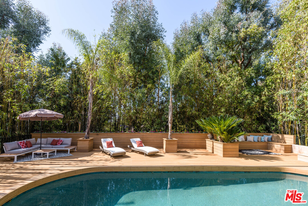 2663 Desmond Estates Road Los Angeles, CA 90046 - Photo 3 of 27 a view of a house with backyard porch and sitting area