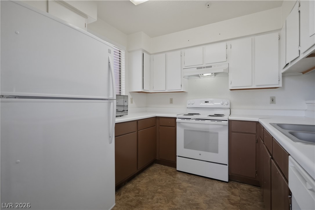 2072 Mesquite Lane, Unit 201 Laughlin, NV 89029 - Photo 6 of 15