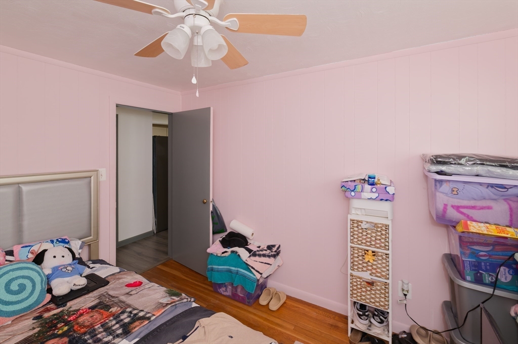 121 Pilgrim Avenue Worcester, MA 01604 - Photo 30 of 34