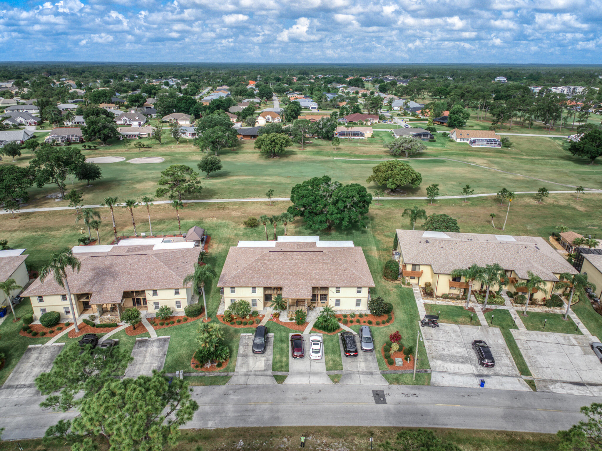 3833 Edgewater Drive Sebring, FL 33872 - Photo 35 of 51 an aerial view of multiple house