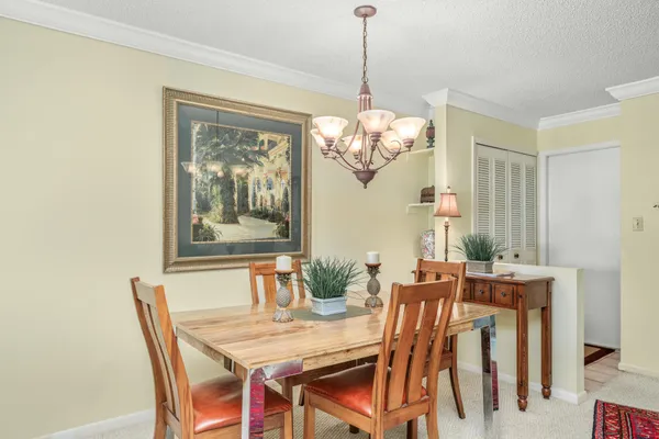 $119,900 | 3833 Edgewater Drive, Sebring, FL 33872