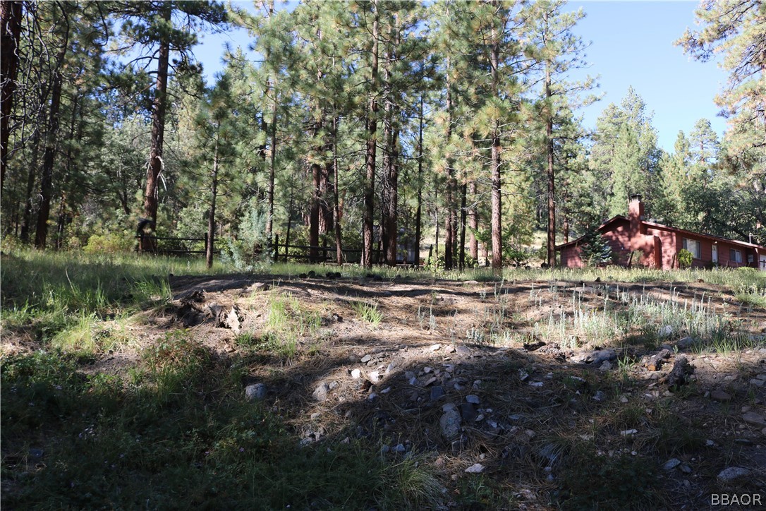 39372 Cedar Dell Road Fawnskin, CA 92333 - Photo 17 of 18 a view of a lake with houses