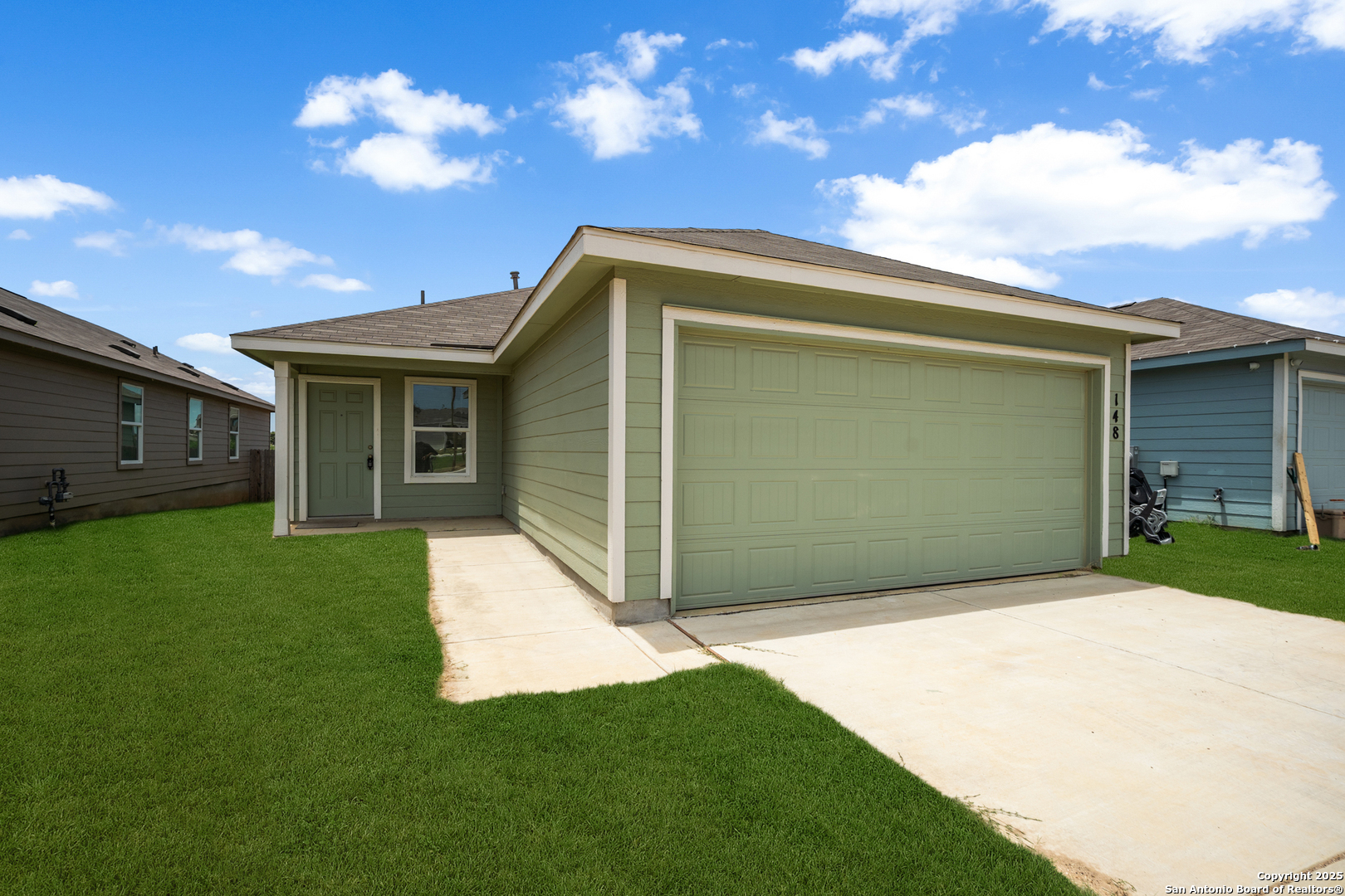 148 Cowboy Ridge Pleasanton, TX 78064 - Photo 3 of 31 Gallery Image 3