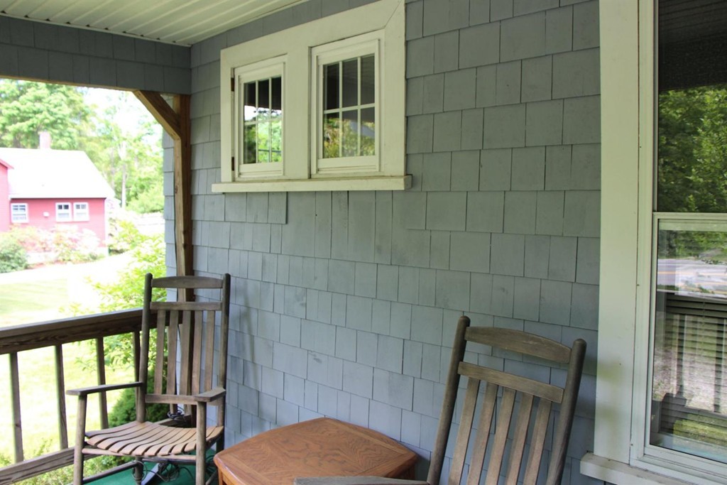 411 Shore Road Bourne, MA 02553 - Photo 3 of 18