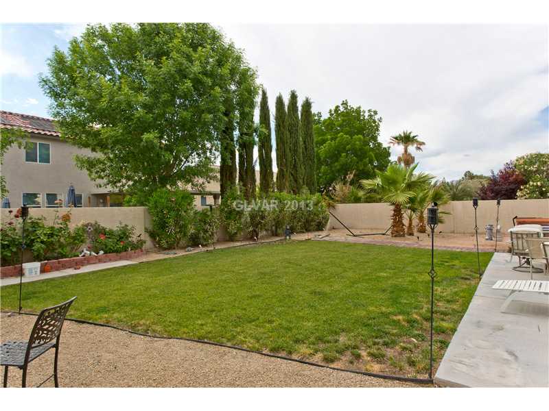 7901 Midnight Ride Street Las Vegas, NV 89131 - Photo 5 of 24 Yard/Garden. Back Yard
