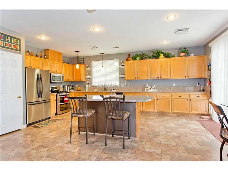 7901 Midnight Ride Street Las Vegas, NV 89131 - Photo 8 of 24 Kitchen. Island Kitchen