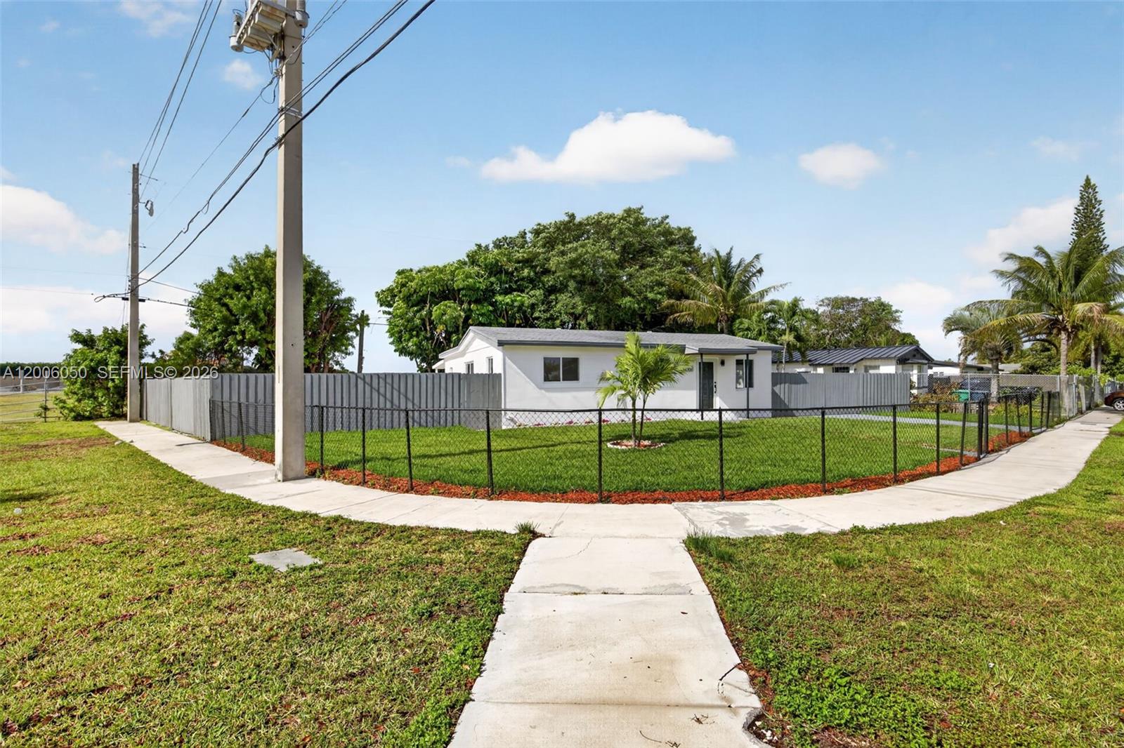 14700 Southwest 302nd Street Homestead, FL 33033 - Photo 4 of 50