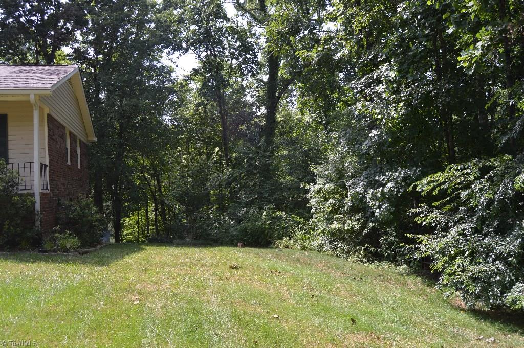 6440 Wynyard Avenue Rural Hall, NC 27045 - Photo 3 of 22 Gallery Image 3