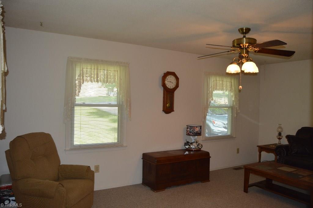 6440 Wynyard Avenue Rural Hall, NC 27045 - Photo 6 of 22 Gallery Image 6