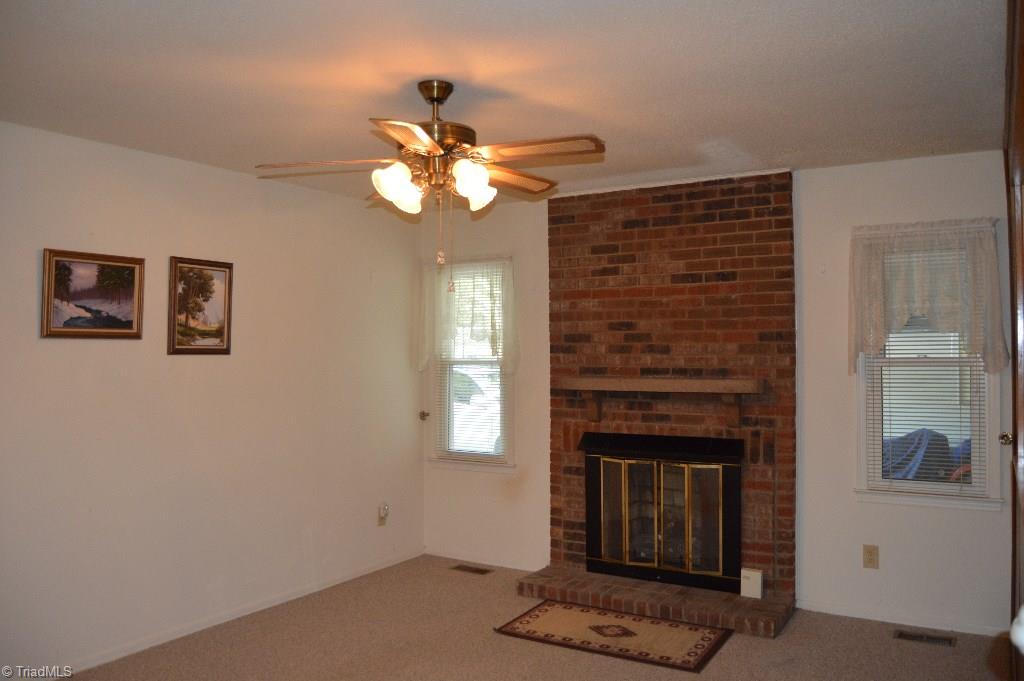6440 Wynyard Avenue Rural Hall, NC 27045 - Photo 9 of 22 Gallery Image 9