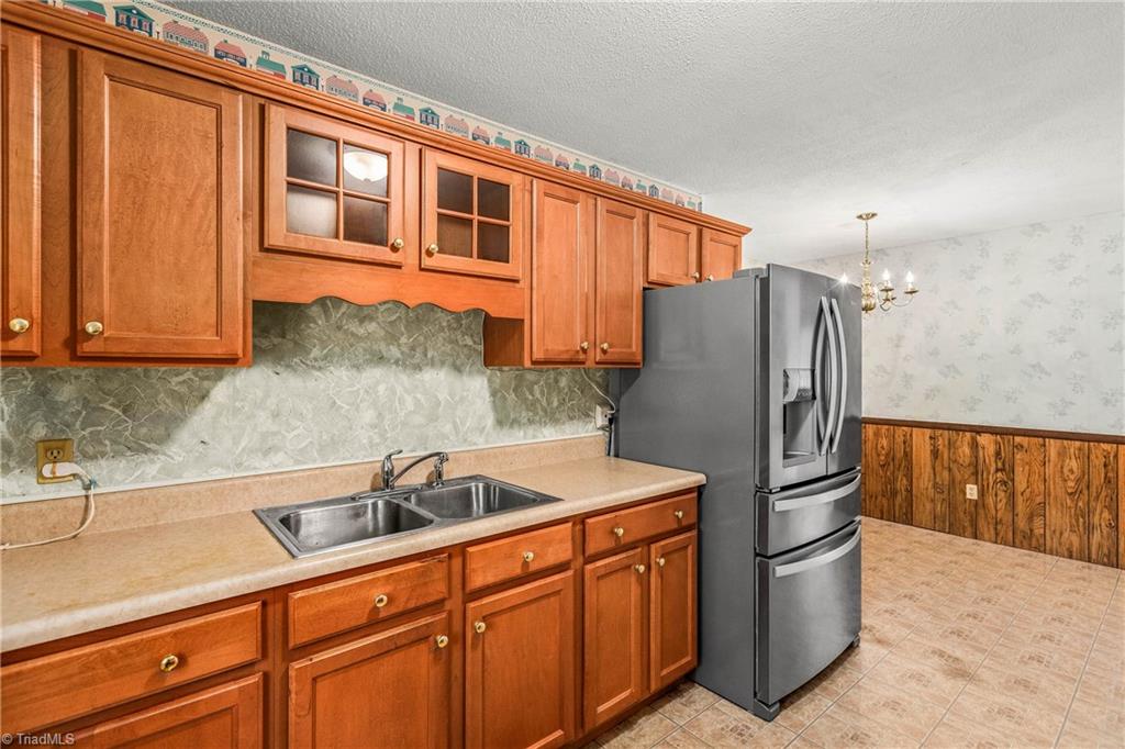 1110 Foxtrot Court King, NC 27021 - Photo 11 of 28