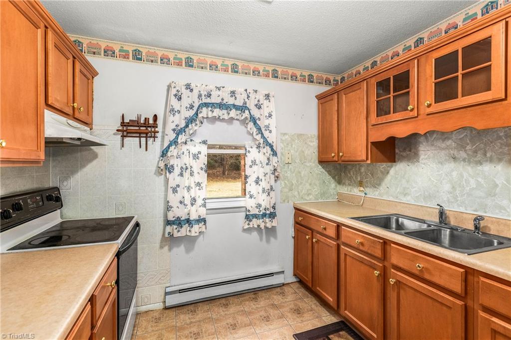 1110 Foxtrot Court King, NC 27021 - Photo 12 of 28