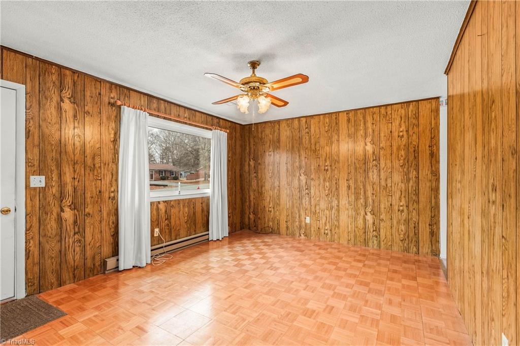 1110 Foxtrot Court King, NC 27021 - Photo 6 of 28