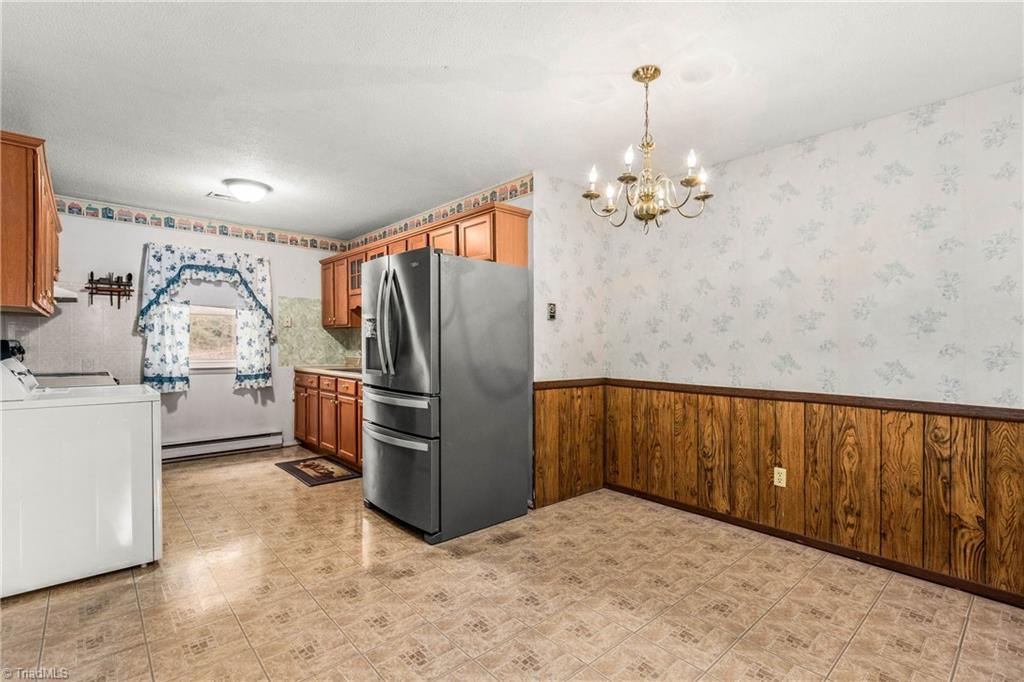 1110 Foxtrot Court King, NC 27021 - Photo 7 of 28 kitchen/dining room area