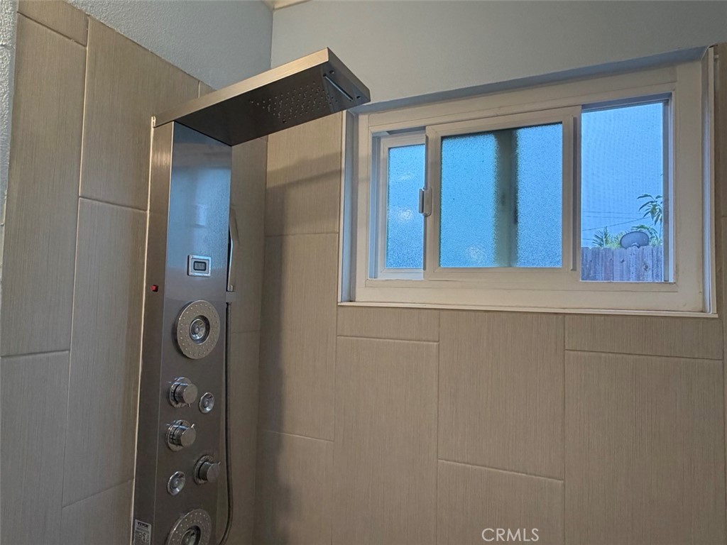 22706 Rashdall Avenue Carson, CA 90745 - Photo 18 of 32 a view of front door with a bathroom