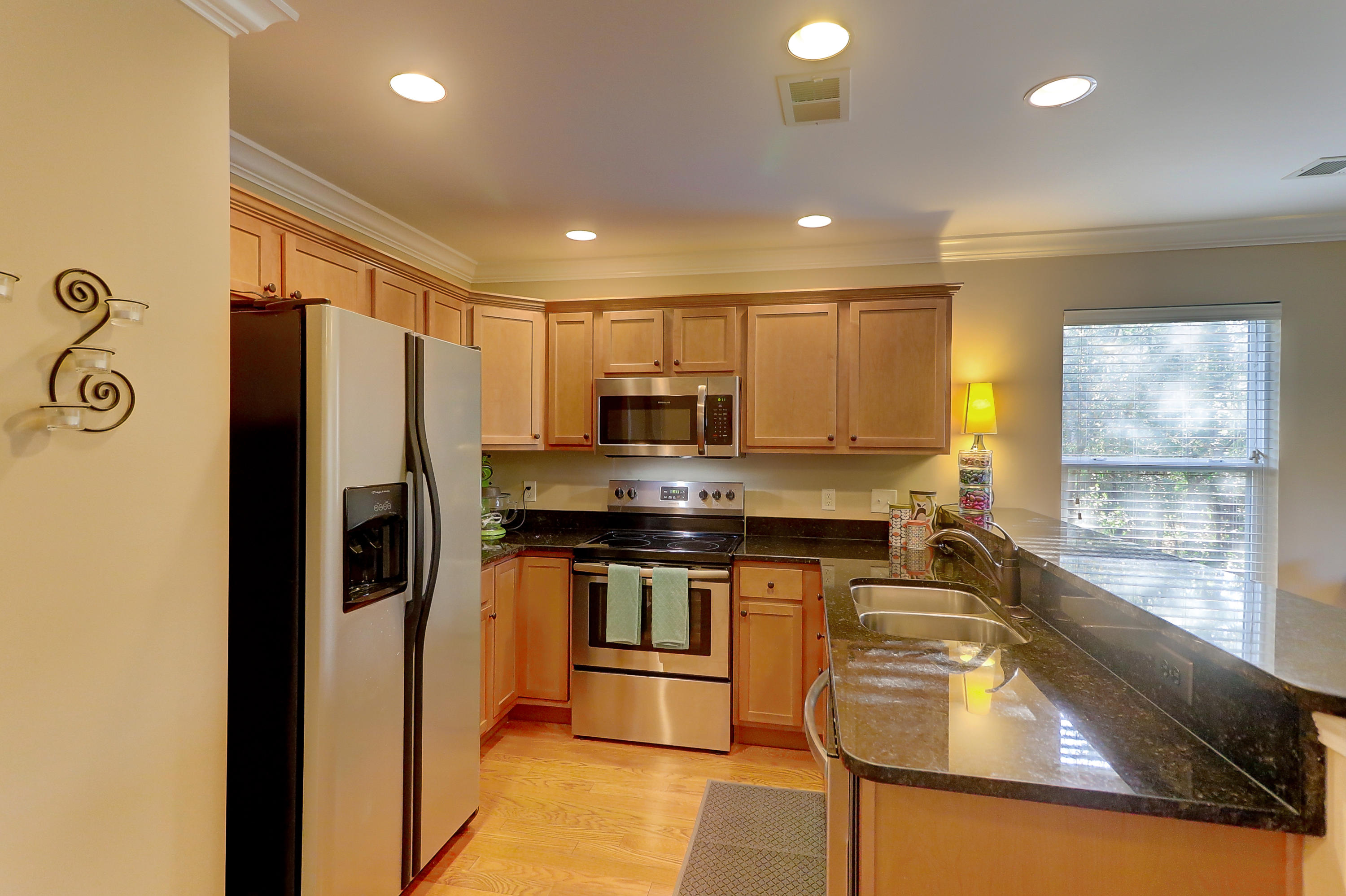 2983 Emma Lane Mount Pleasant, SC 29466 - Photo 22 of 30 2983 Emma Lane (9)