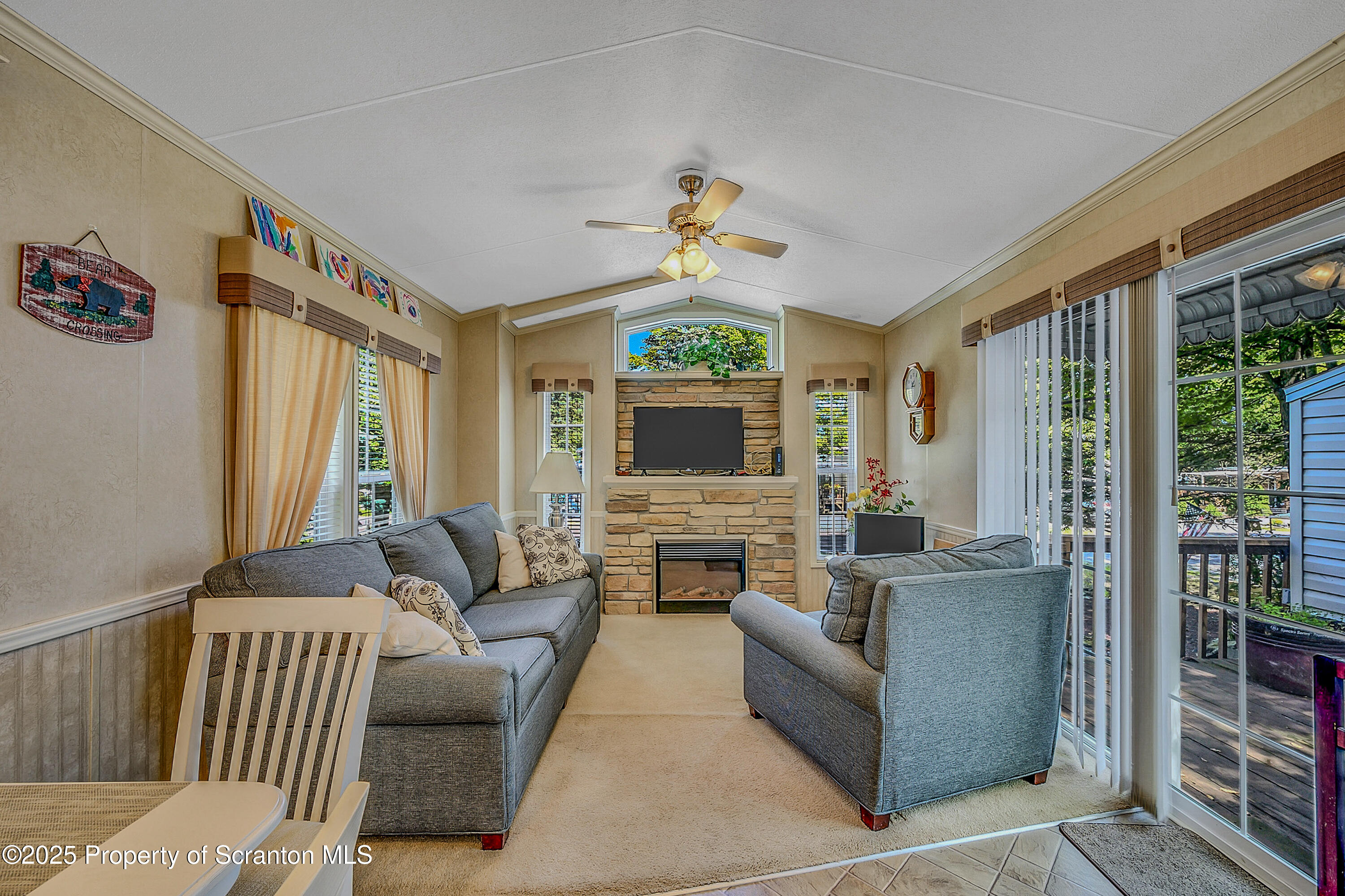 157 Olmstead Road Gouldsboro, PA 18424 - Photo 13 of 55 Eagle lake_-14