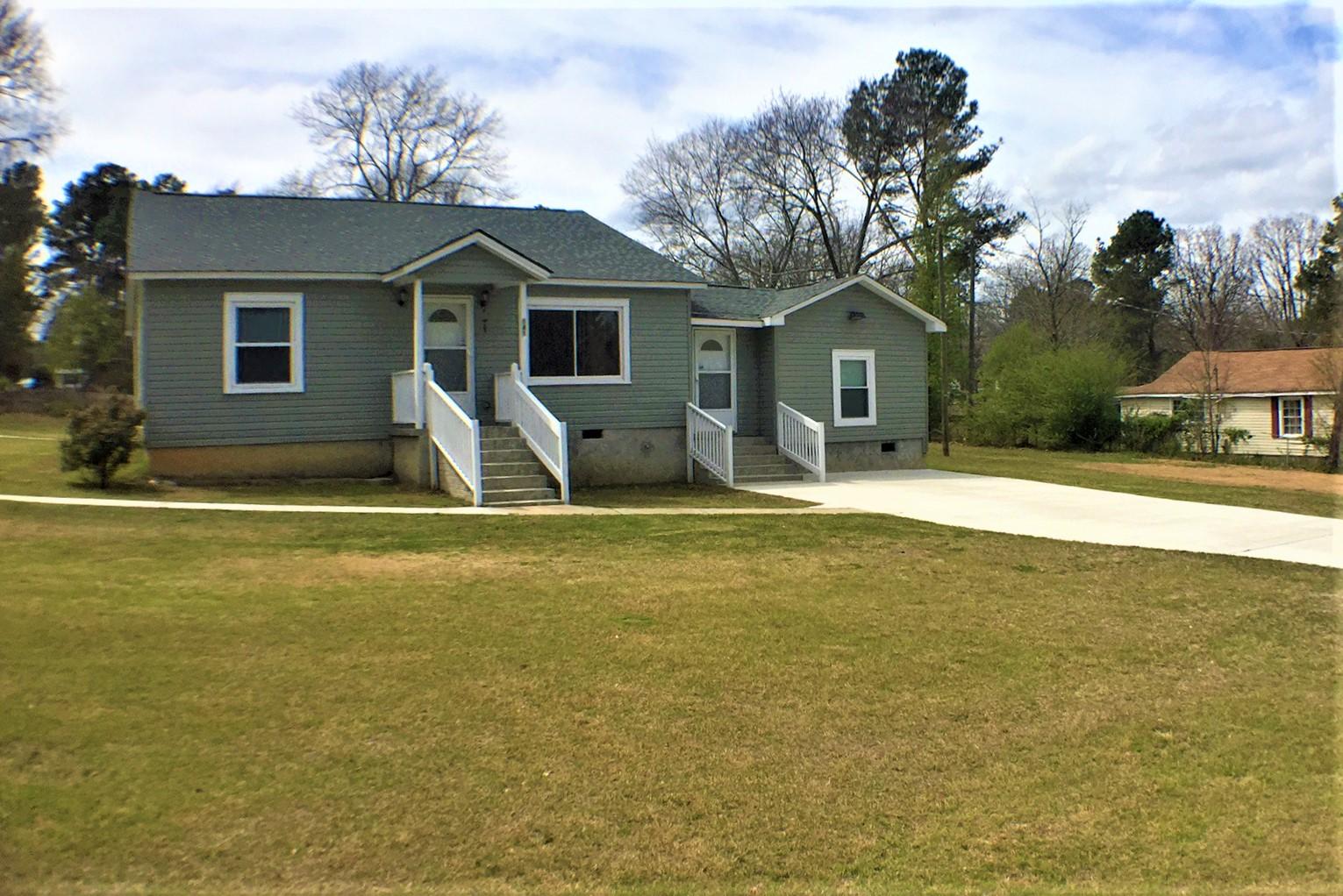 141 McLeod Street Rockingham, NC 28379 - Photo 3 of 25 Front