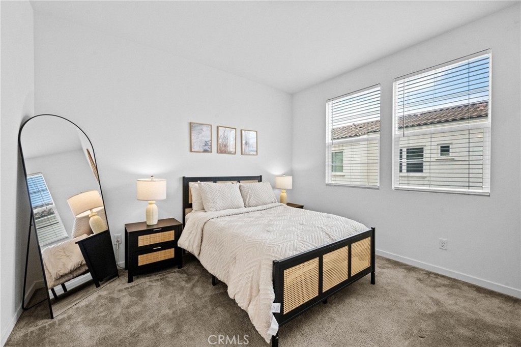 322 Ford Road Costa Mesa, CA 92627 - Photo 12 of 24