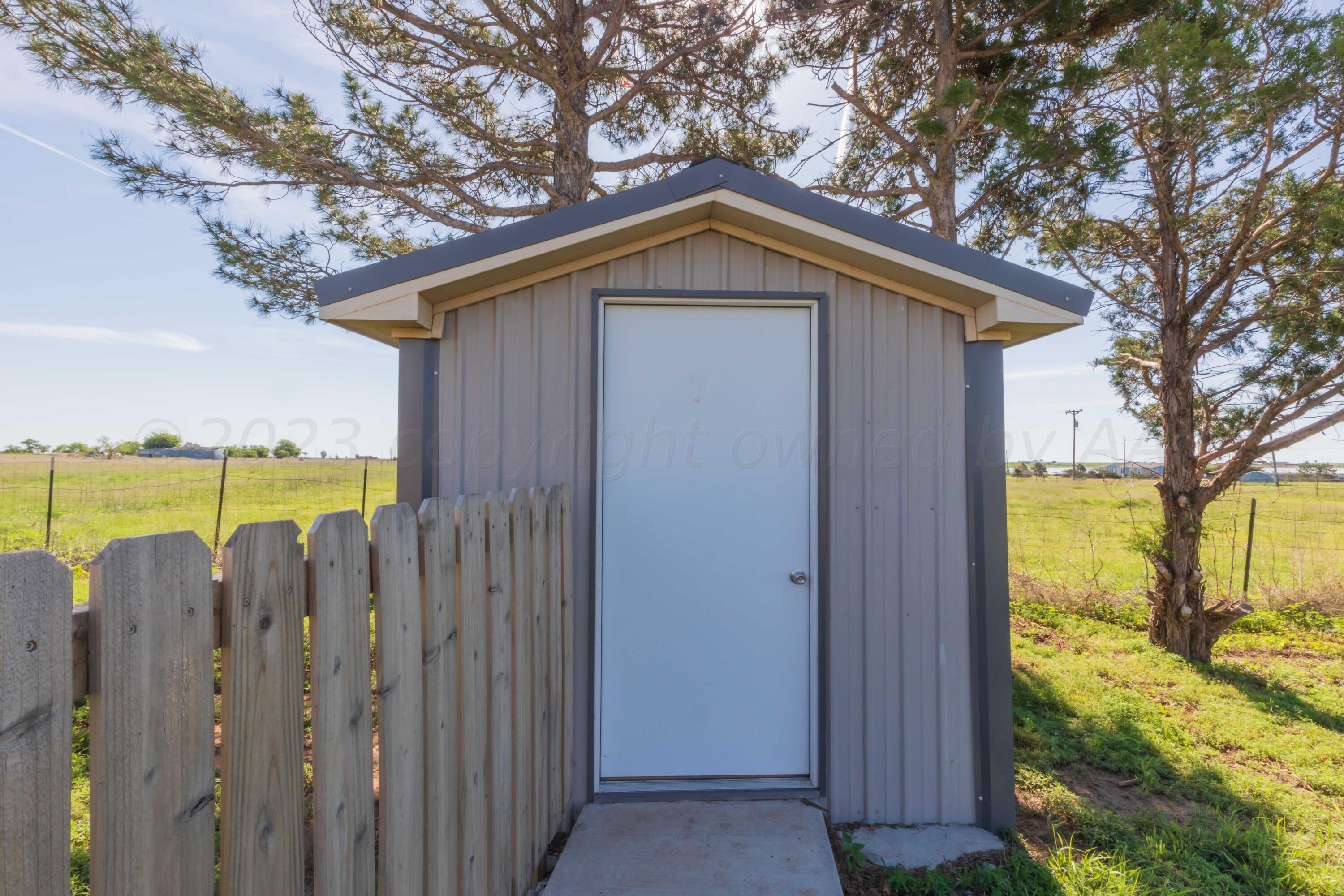 11741 Elk Road Amarillo, TX 79118 - Photo 29 of 30 Well House