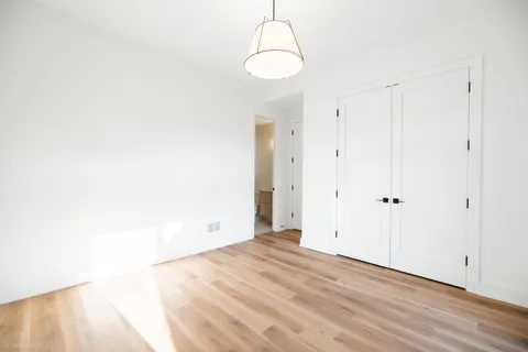 $6,950 | 2113 North Kenmore Avenue, Unit 1, Chicago, IL 60614
