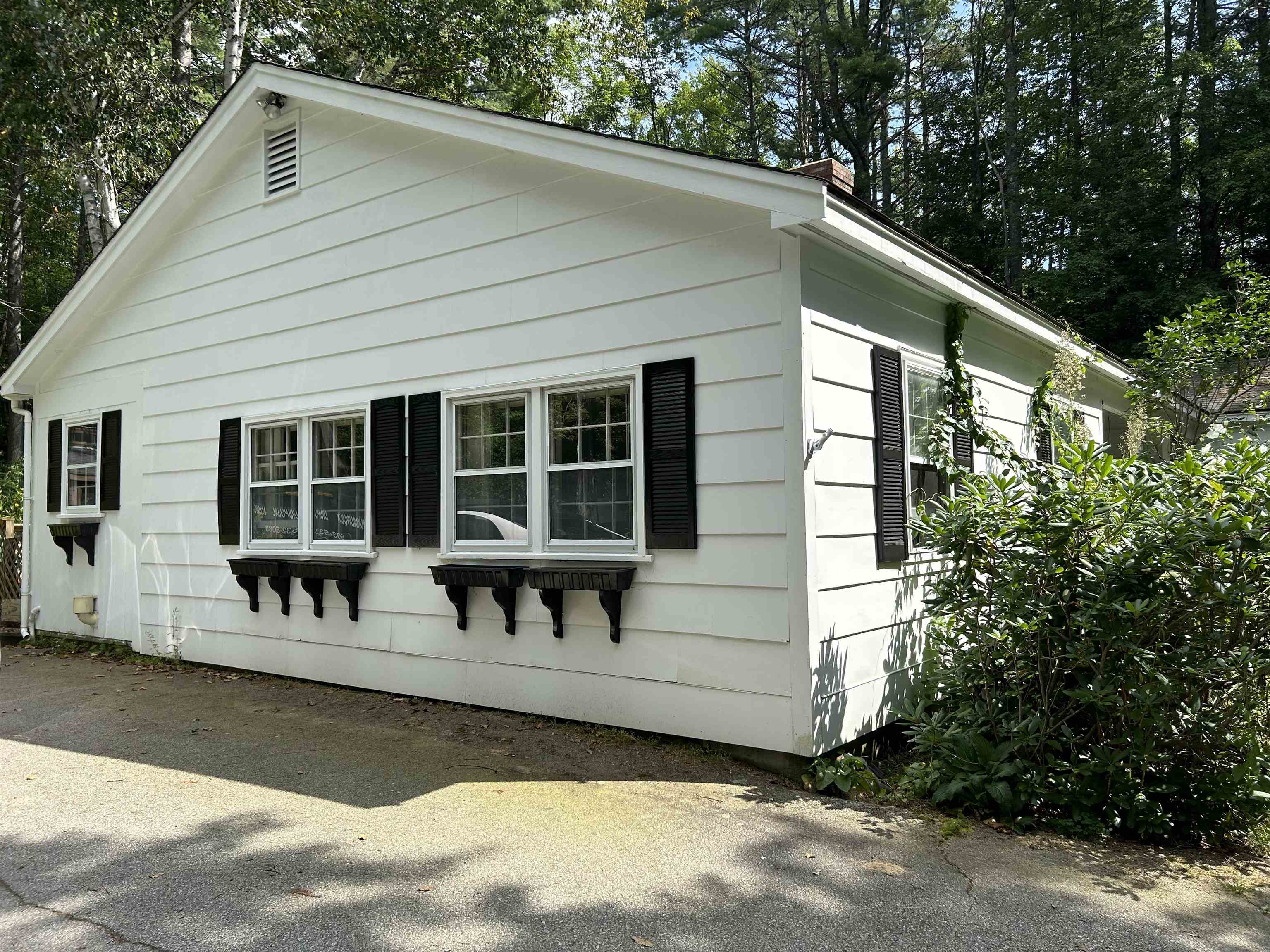 223 MacDowell Road Peterborough, NH 03458 - Photo 8 of 15