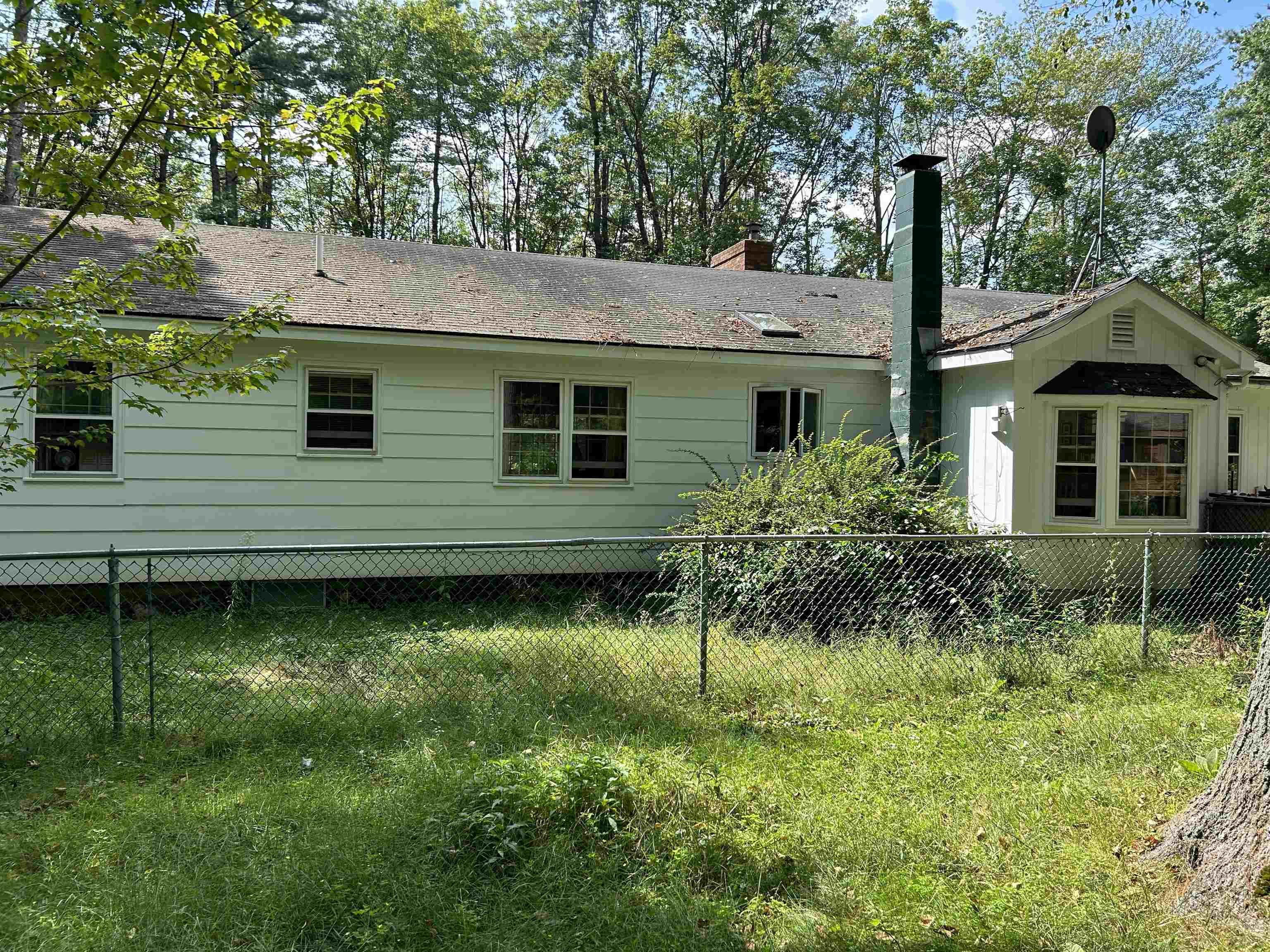223 MacDowell Road Peterborough, NH 03458 - Photo 10 of 15