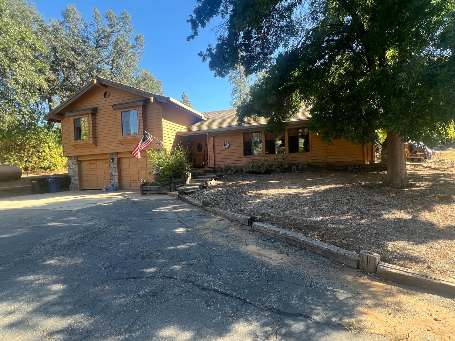 36870 Mudge Ranch Road Coarsegold, CA 93614 - Photo 2 of 12