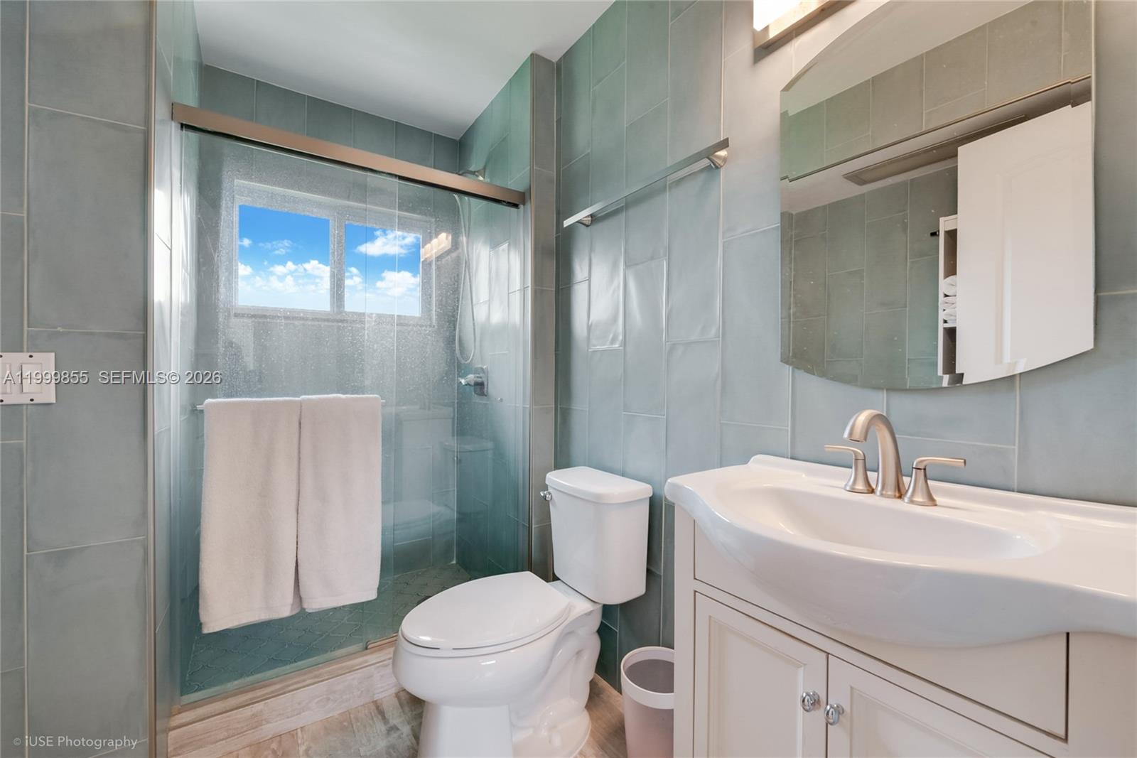 9975 Southwest 85th Street Miami, FL 33173 - Photo 11 of 19