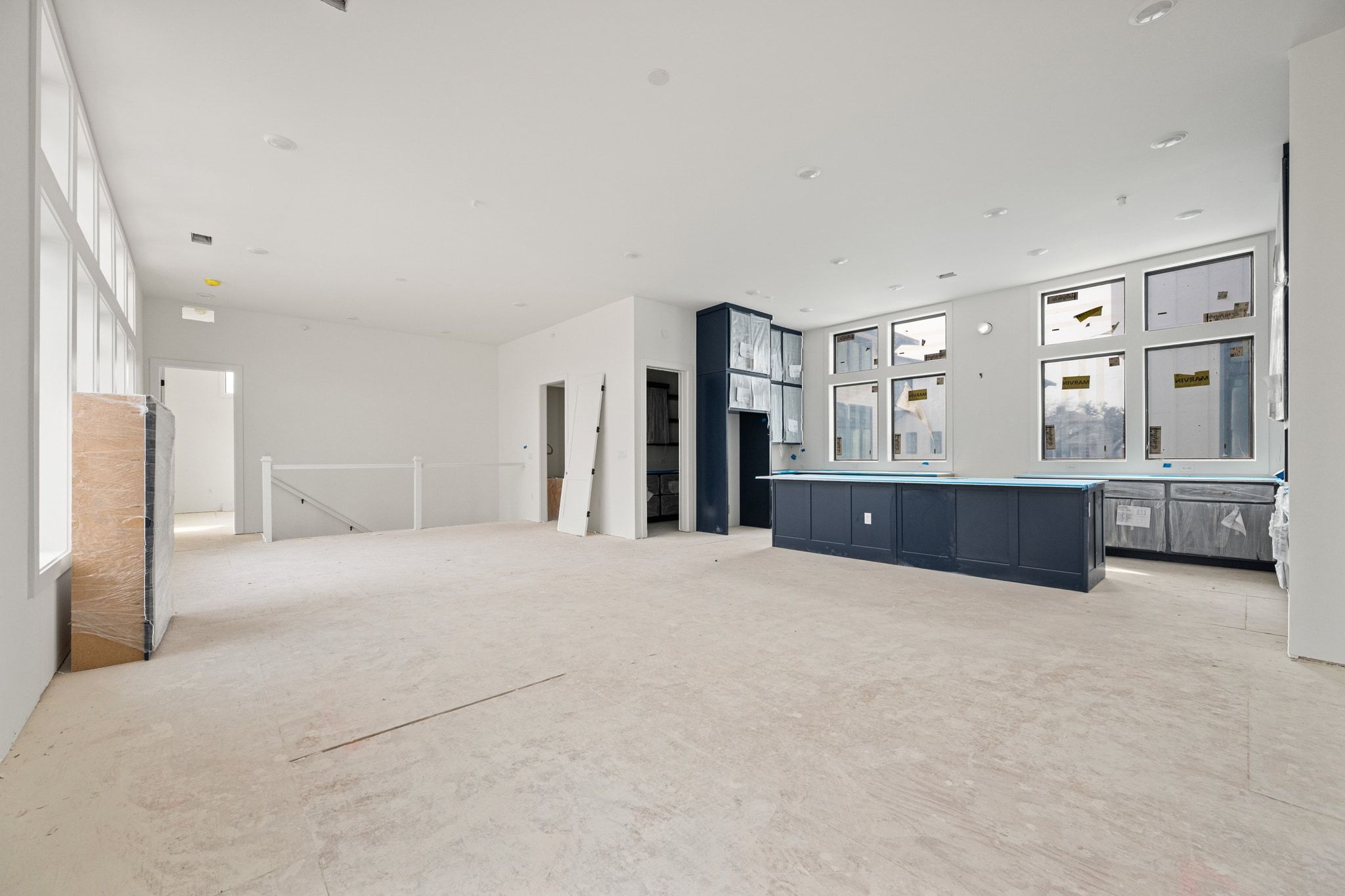 1408 West 9th Street, Unit 801 Austin, TX 78703 - Photo 2 of 18 a large bedroom with a bed and cabinets