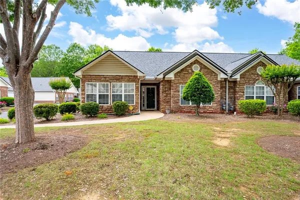 $300,000 | 3735 Villa Springs Circle, Powder Springs, GA 30127