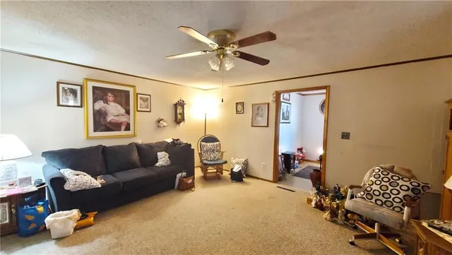 $125,000 | 207 East Melvin Street, Arma, KS 66712