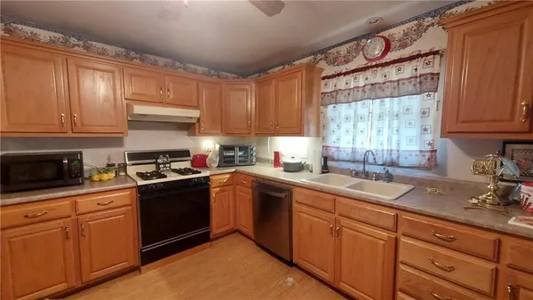 $115,000 | 207 East Melvin Street, Arma, KS 66712