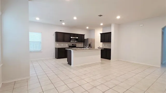 $2,495 | 1212 Bronze Lane, Princeton, TX 75407