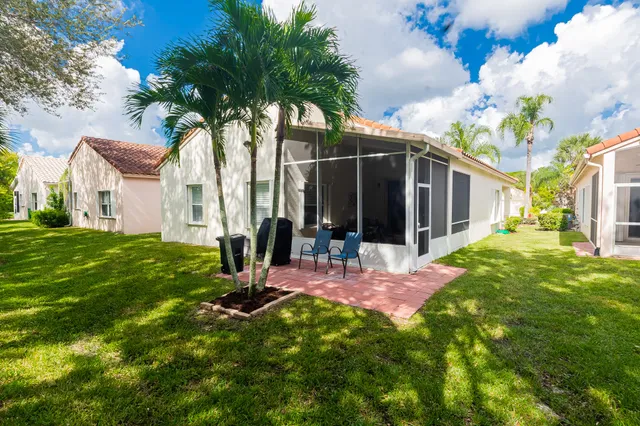 $349,900 | 439 Northwest Lismore Lane, Port St. Lucie, FL 34986