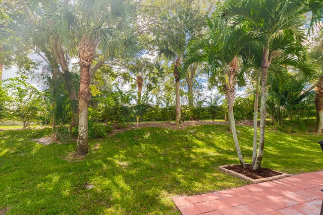 $349,900 | 439 Northwest Lismore Lane, Port St. Lucie, FL 34986