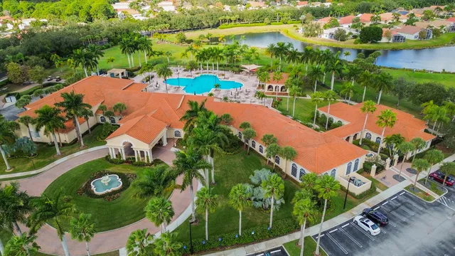 $349,900 | 439 Northwest Lismore Lane, Port St. Lucie, FL 34986