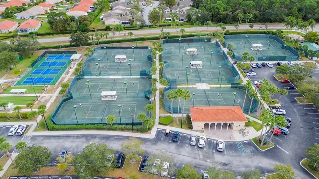 $349,900 | 439 Northwest Lismore Lane, Port St. Lucie, FL 34986